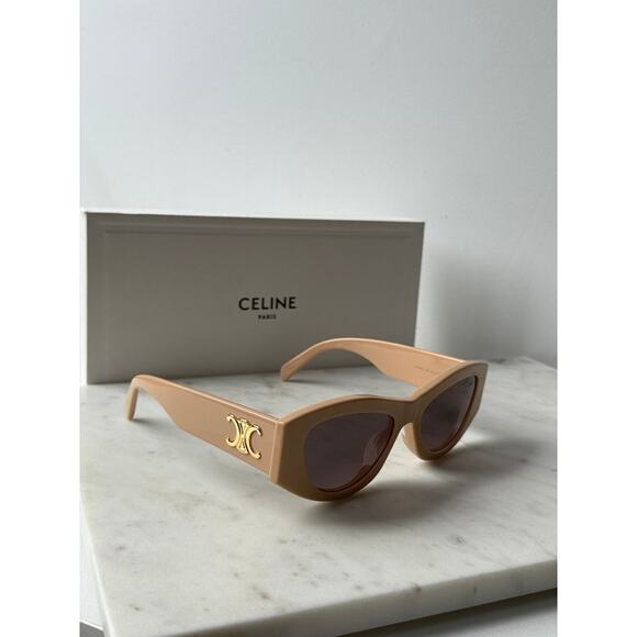 NEW Celine CL40308U Triomphe Cat Eye Nude Sunglasses - Picture 2 of 6